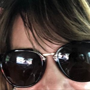 Meet your Posher, Jenifer